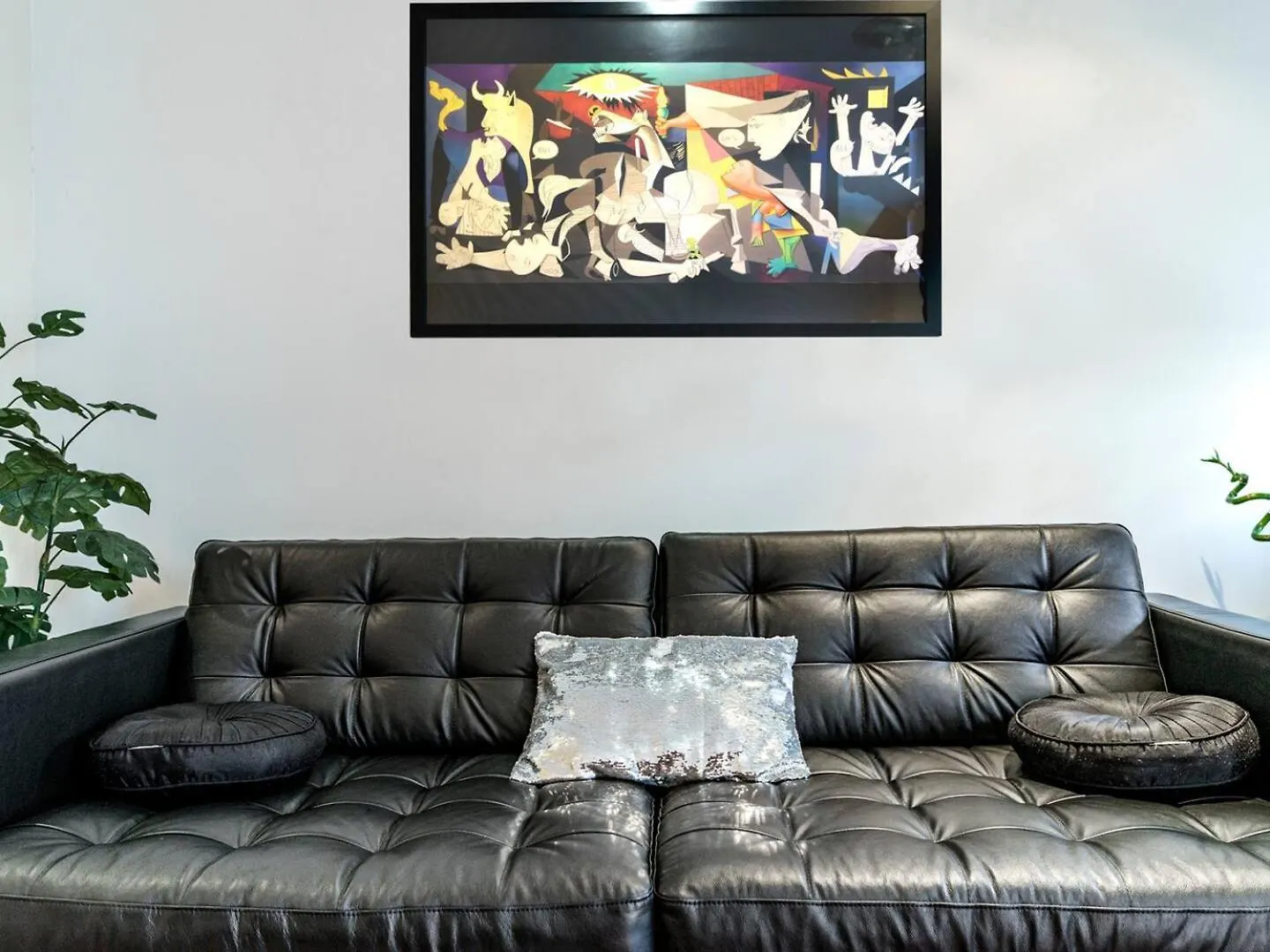 Apartment Pass The Keys Cathedral Quarter City Centre Walk Everywhere Belfast